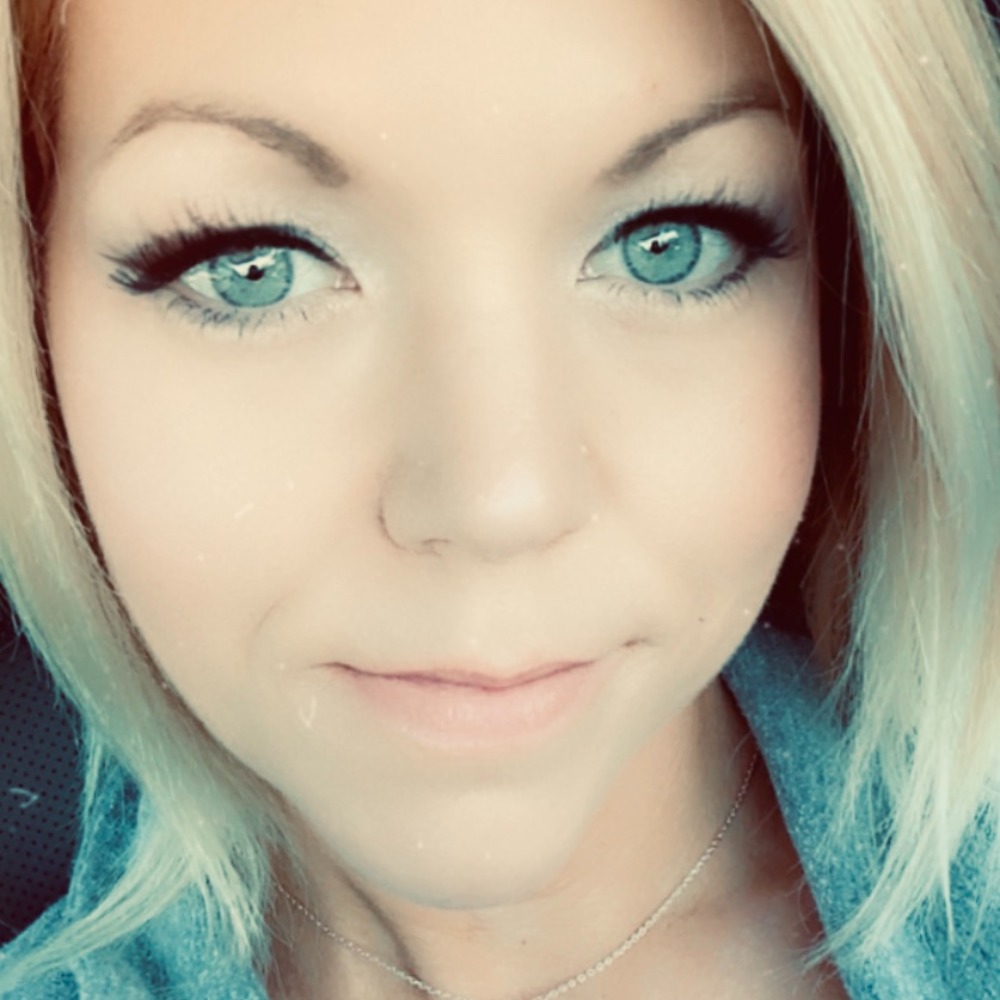 Meet your Posher, Rhiannon